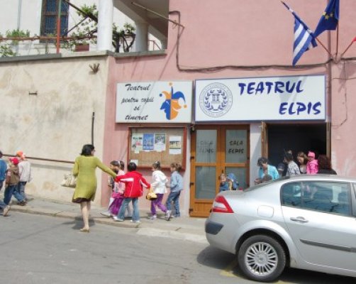 Povestea porcului şi Spărgătorul de nuci, la Teatrul de Copiii şi Tineret